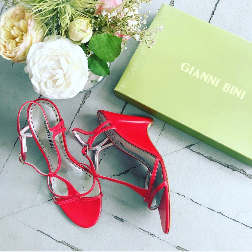Gianni Bini Roma Red Heel/Wedge